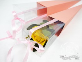 Коробка-конус для цветка розовая