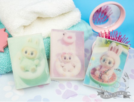 Набор подарочный мыльный "Лабубу в отпуске" Набор подарочный мыльный "Лабубу в отпуске"