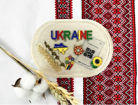 Памятная подставка из эпоксидной смолы 