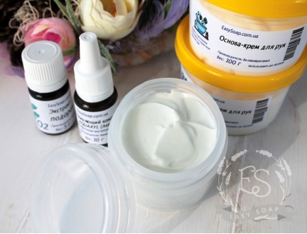 Зволожувальний крем для рук з подорожником