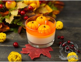 Свічка ручної роботи "Десерт гарбузовий" Свічка ручної роботи "Десерт гарбузовий"