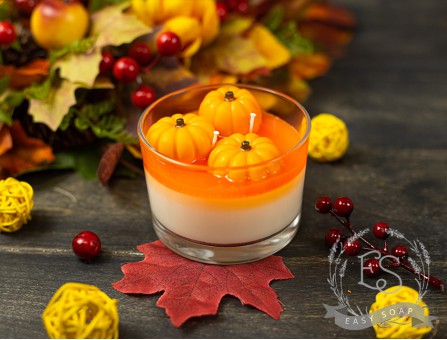 Свеча ручной работы "Десерт тыквенный"