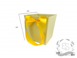 Сумочка "Трапеция" для букетов (кремовый желтый) гофро-картон