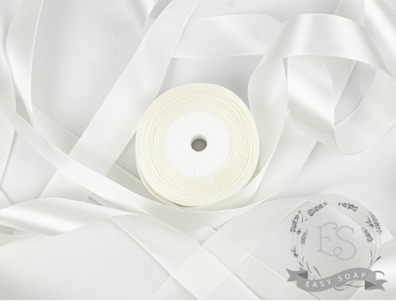 Лента атласная айвори 25 мм. Лента атласная айвори 25 мм.